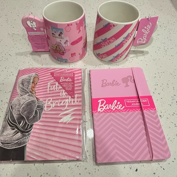 Barbie 21oz Ceramic Mug with “B” handle. - Picture 6 of 6